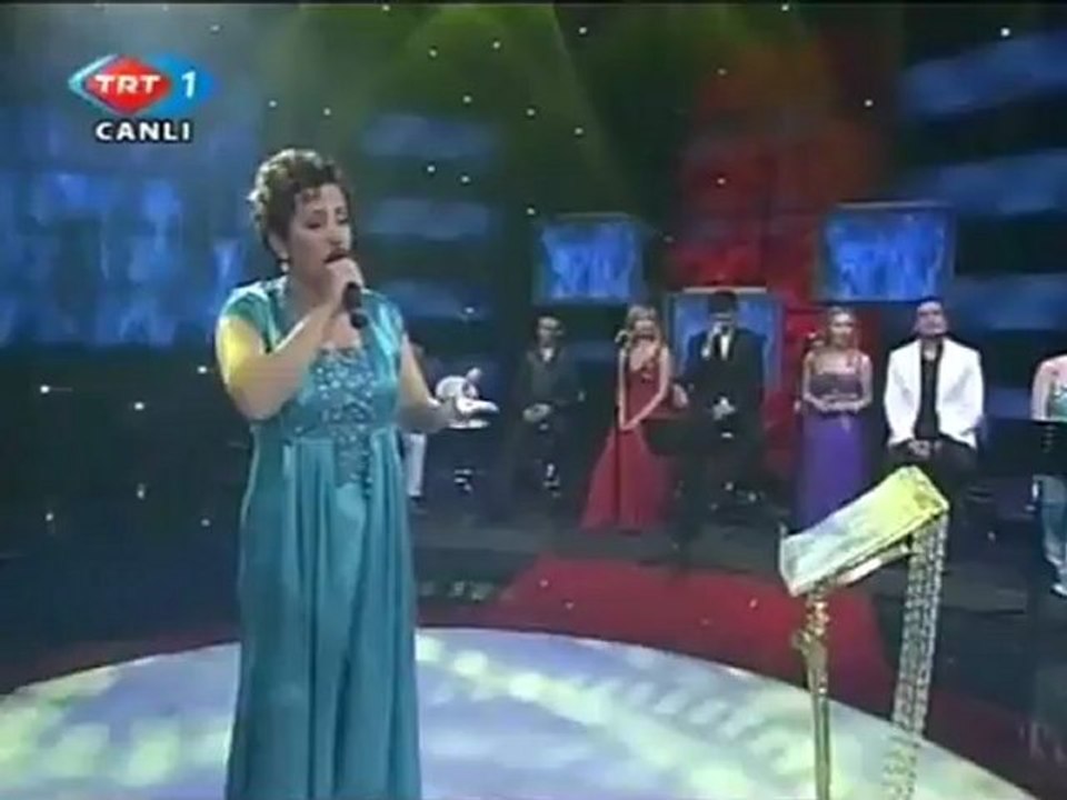 AYSUN GÜLTEKİN £££ Taşa Verdim Yanımı Toprak Emdi Kanımı