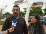 Árboles solares para recargar los móviles en plena calle
