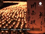 Japon : des bambous qui servent de bougies - no comment