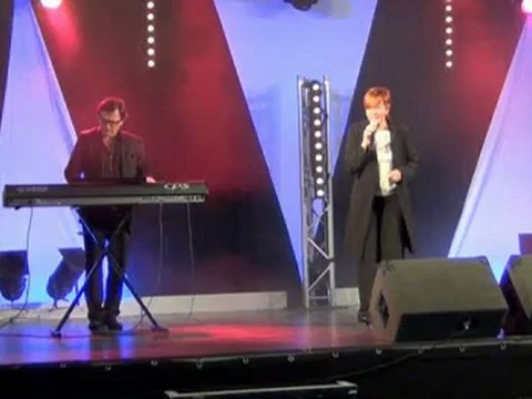 Delphine Mailland interprète Les feuilles mortes