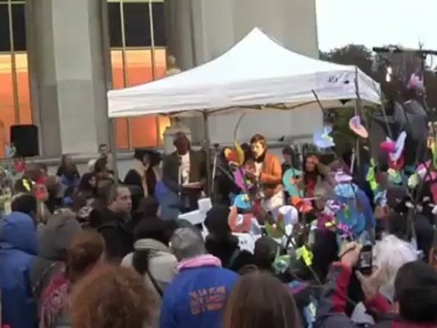 Marchan contra la miseria en Francia(171012)