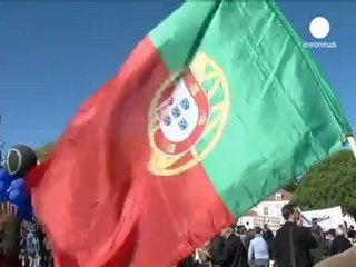 Los portugueses reciben a Merkel con protestas