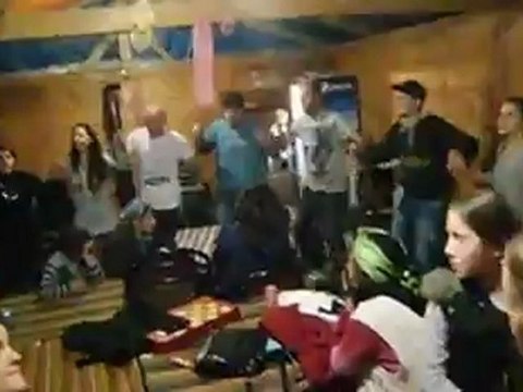 KAVRUN...PUBLİK KAFEDE HORON kavrun.tr.gg