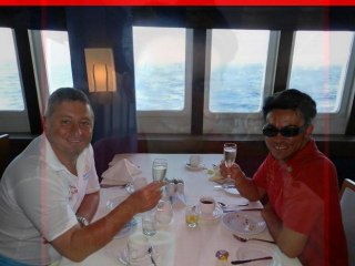 29. Geburtstag Matthias Mangiapane in Istanbul auf der FTI Berlin Hubert Fella