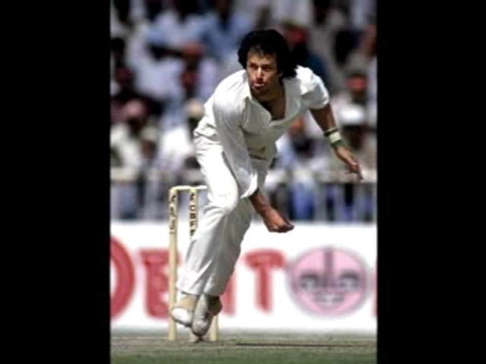 Imran Khan yorker of death to Nawaz sharif .. Exclusive
