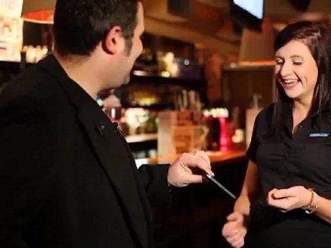 iLogo (DVD and Gimmick) Black by Craig Squires and Alakazam Magic - Magic Trick