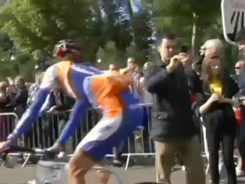 Armstrong severs ties with Livestrong