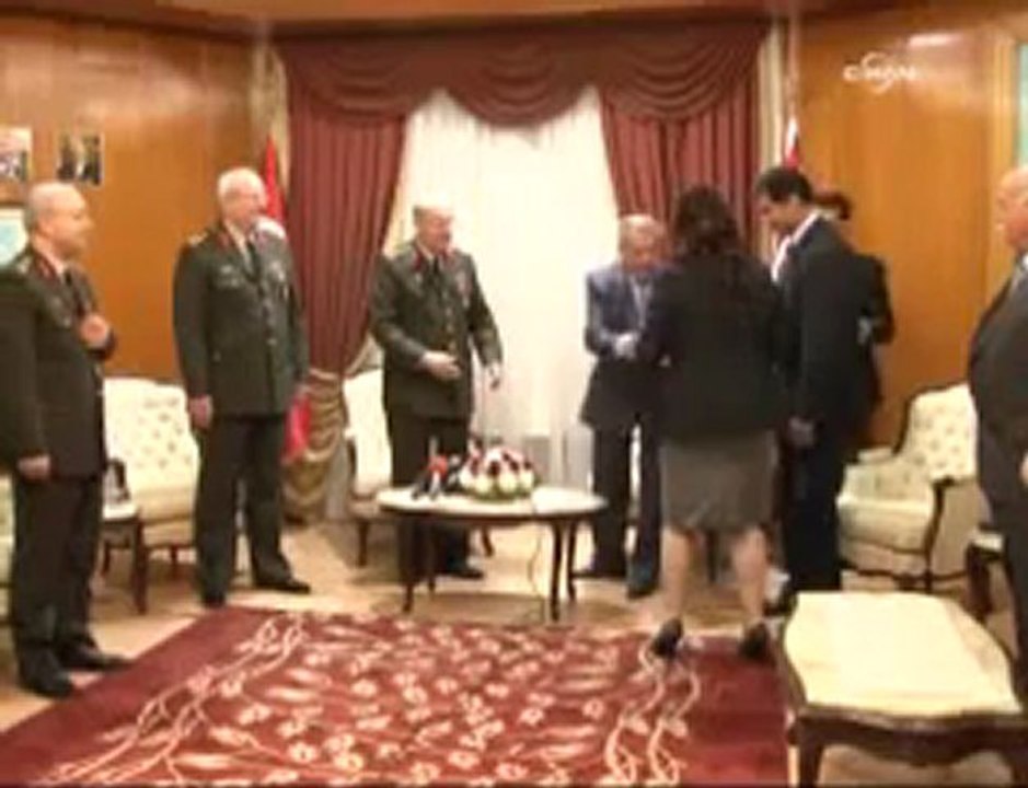 Orgeneral Kıvrıkoğlu, KKTC Başbakanı Küçük'ü ziyaret etti