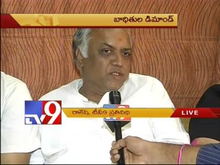 Man caught on camera setting cars on fire in Charminar