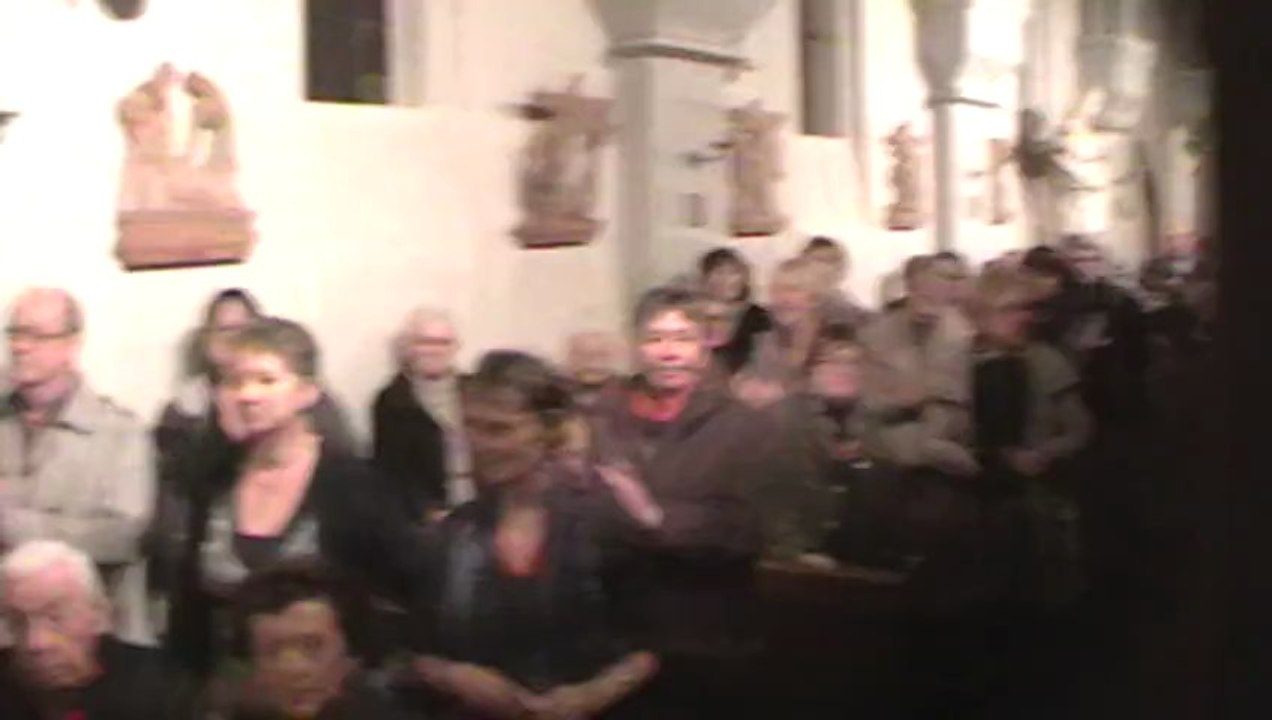 VESOUL : CONCERT DE TSILIE GOSPEL CHOIR AVEC MAX ZITA