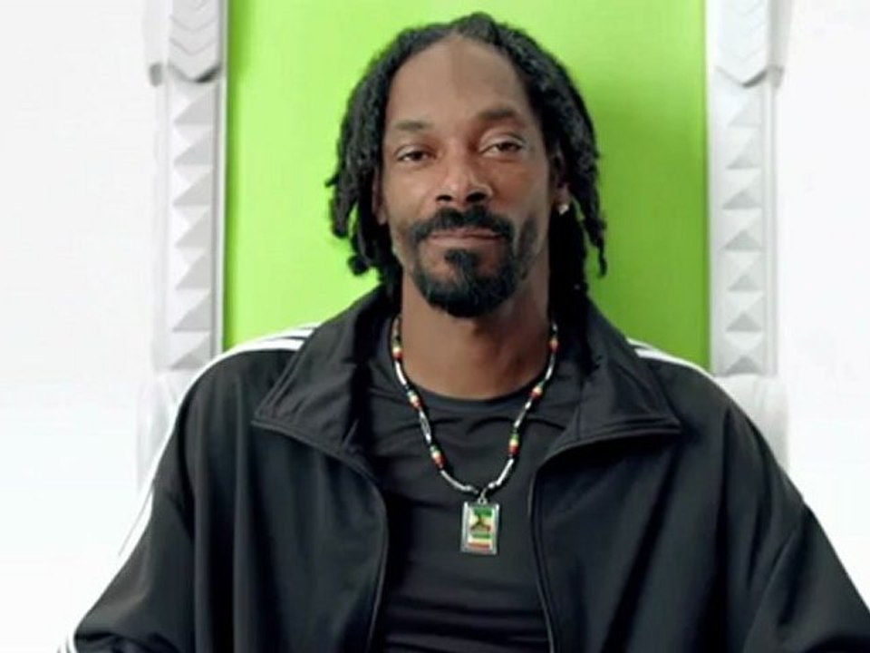 Wonderful Pistachios Presents Snoop Dogg "Get Crackin"