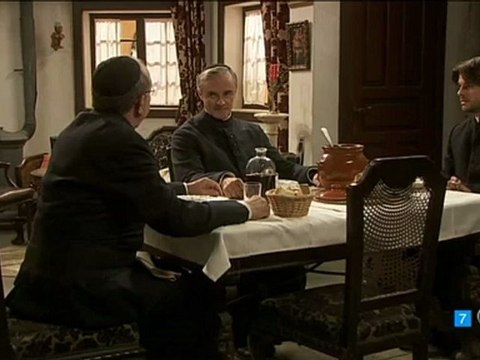 MARTIN D.ANSELMO VA HACER LA CARRERA DE SACERDOTE ESDPV 13-11-2012_NEW