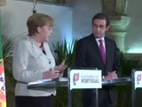 Merkel defiende la austeridad de Portugal como ejemplo para Europa