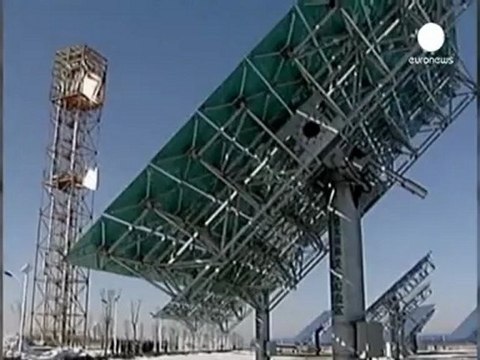 Cina: costruita la prima torre solare
