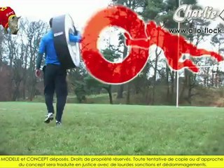 Charlie - Tackle Tube contre Kelly Brown