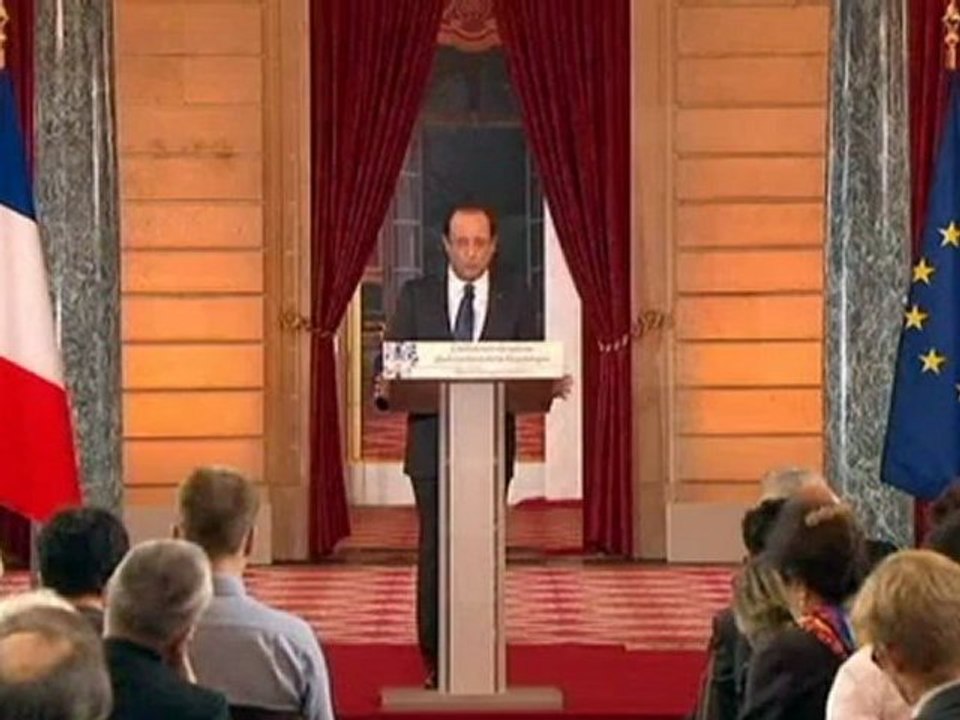 Syrie : Hollande reconnait le "CN" salafo-terroriste !
