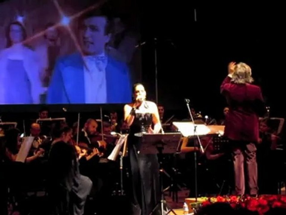 Deniz Çevik - Sinema Senfoni Orkestrası - Bir de Bana Sor