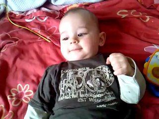 Samuel tape tape les petites mains