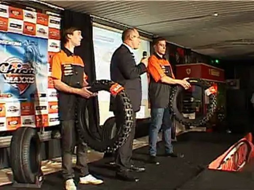 Chica Maxxis Argentina 03 Presentación de productos