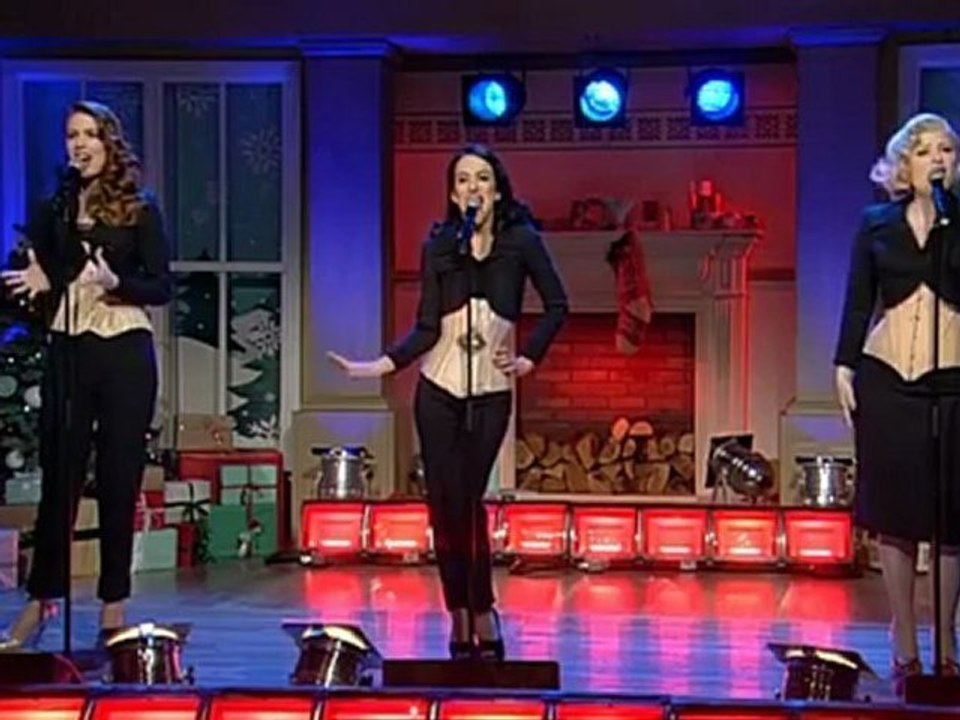 Watch The Puppini Sisters' live performance of 'Diamonds are a Girl's Best Friend'