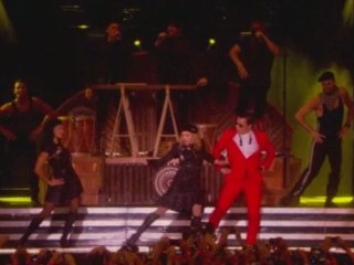 Madonna goes "Gangnam" at NYC gig