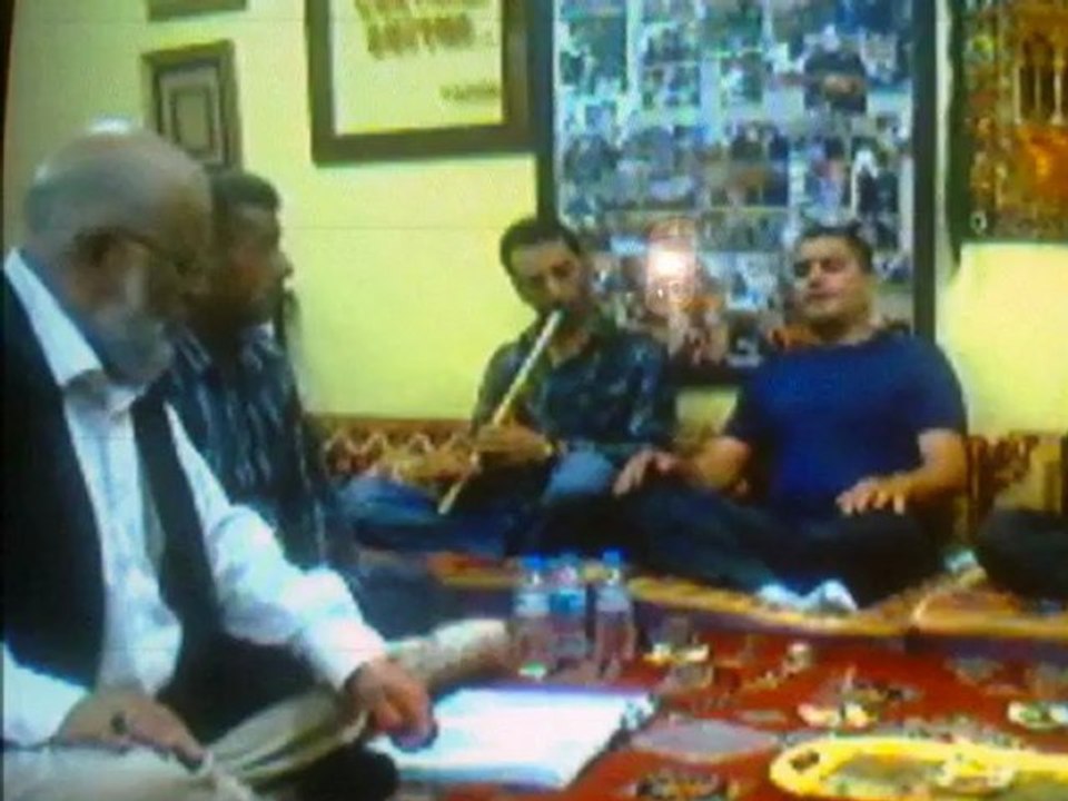 DERTLİLERE DEVA GÖNÜLLERE CİLA KALPLERE NEŞVİ NEVA HU  DİYELİM ERENLER MELAMİCE