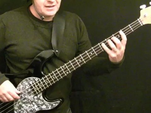 How To Play Bass To Smooth Operator by Sade