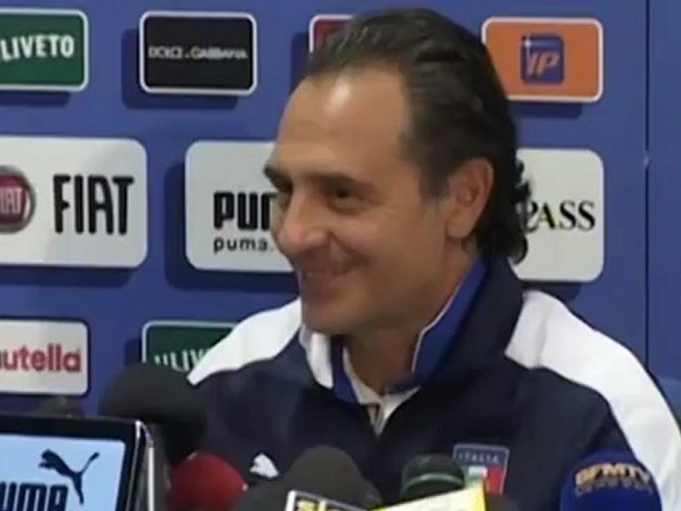 Prandelli: "Vi presento il mio tridente offensivo"