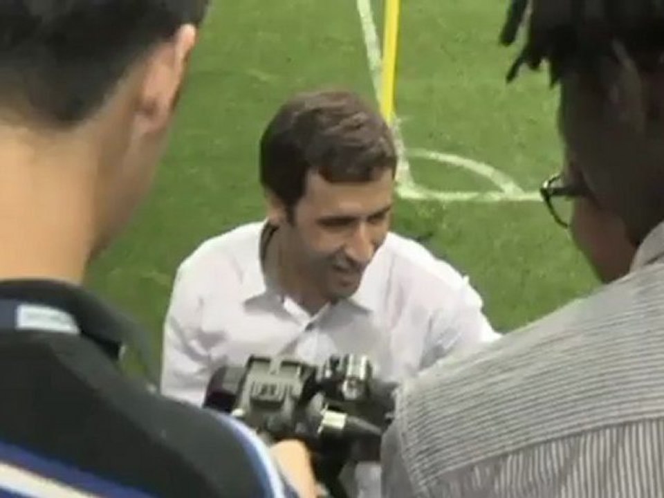 Raul ist glücklich in der Wüste