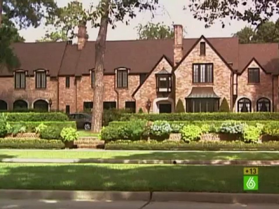 Crímenes imperfectos ricos y famosos - Capítulo 51 (1_3) (1)