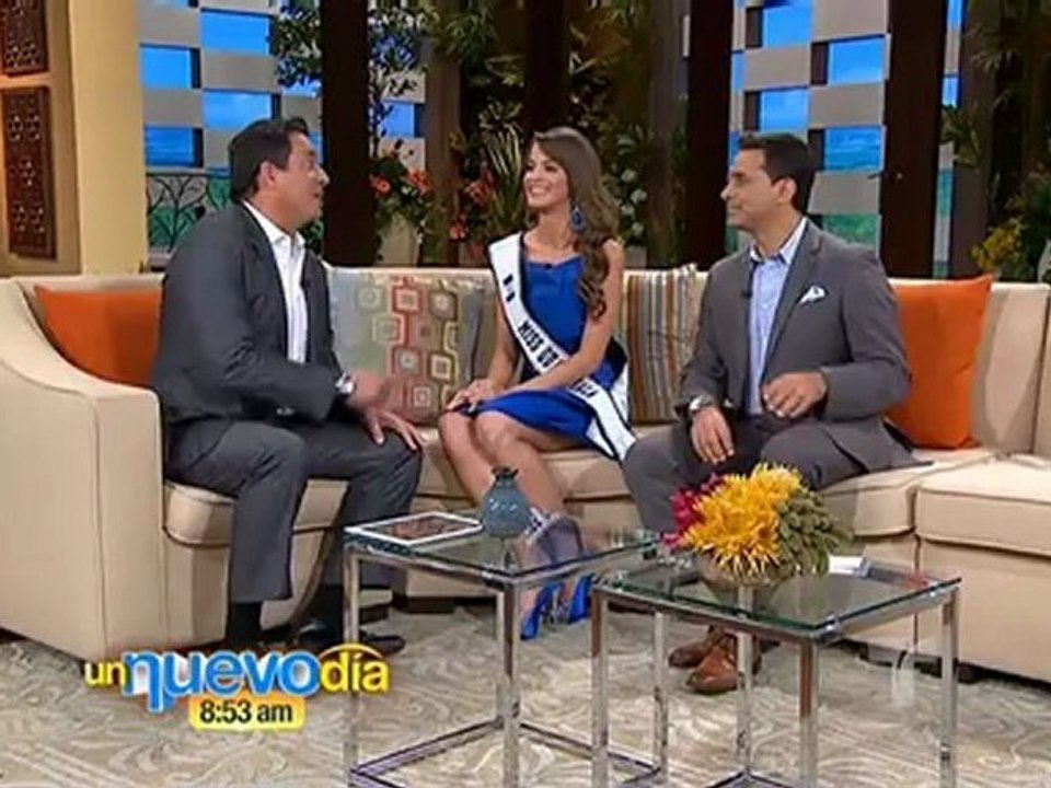 Laura Godoy,Miss Guatemala 2012 en "Un Nuevo Dia"