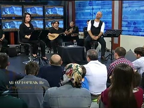 NURAY AKSOY BAYBURT TURKUSU BIR SANDIGIM VAR IDI