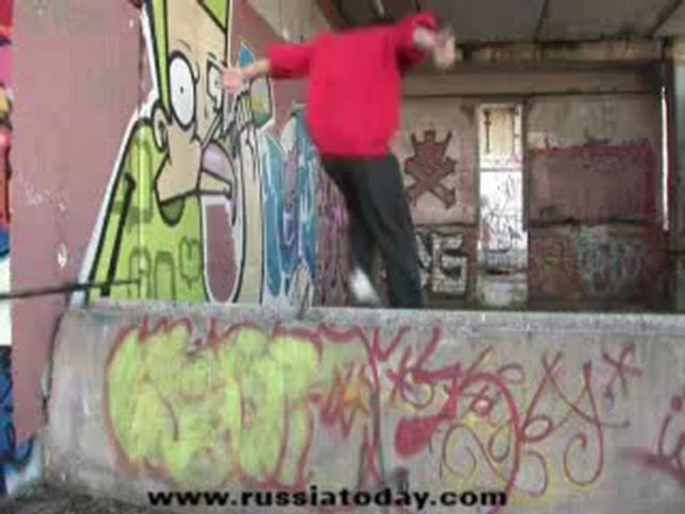 Moscow traceurs urban ninja! Parkour