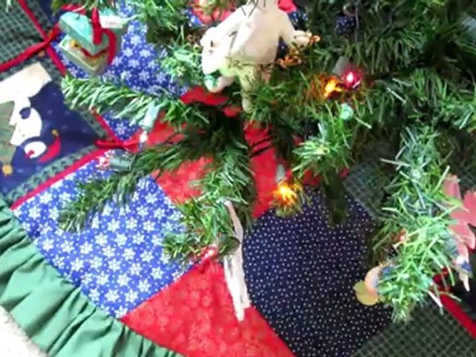Christmas Tree Skirt Designs - Christmas 2012