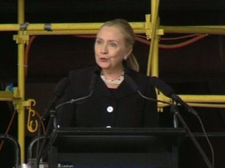 Clinton visits marine defence hub