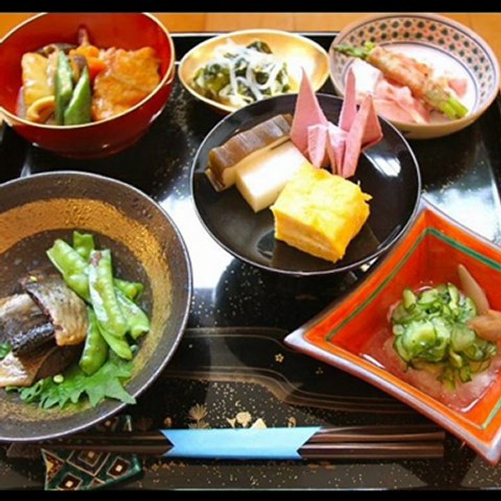 Panasonic VIERA TC-L47E50 47-Inch 1080p 120Hz Full HD IPS LED-LCD TV Black Friday Deals