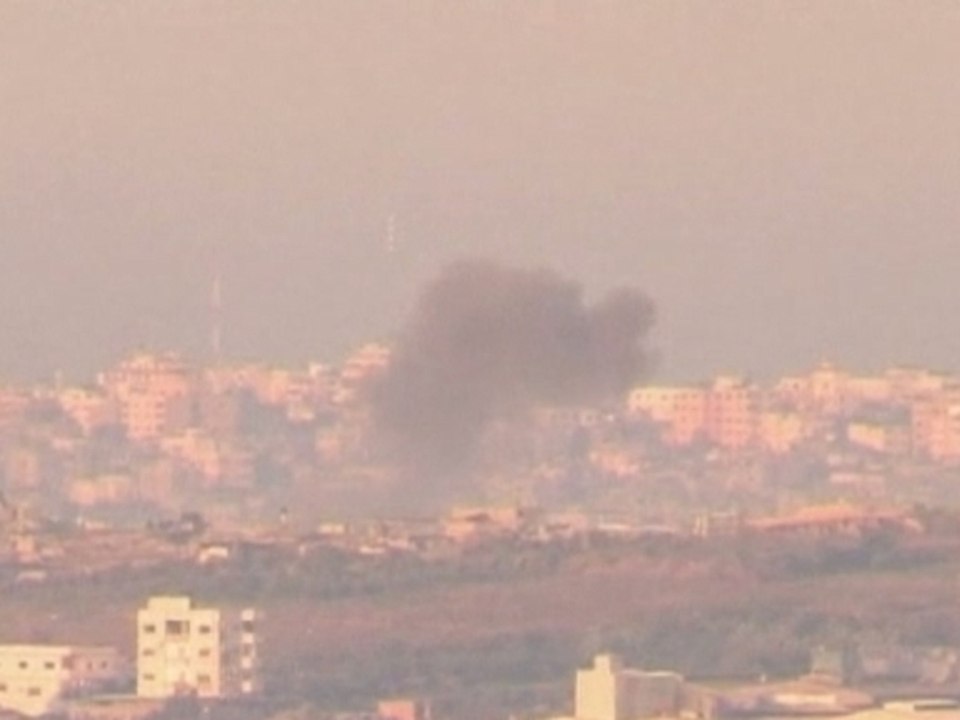 Explosions in Gaza as Israel continues attack