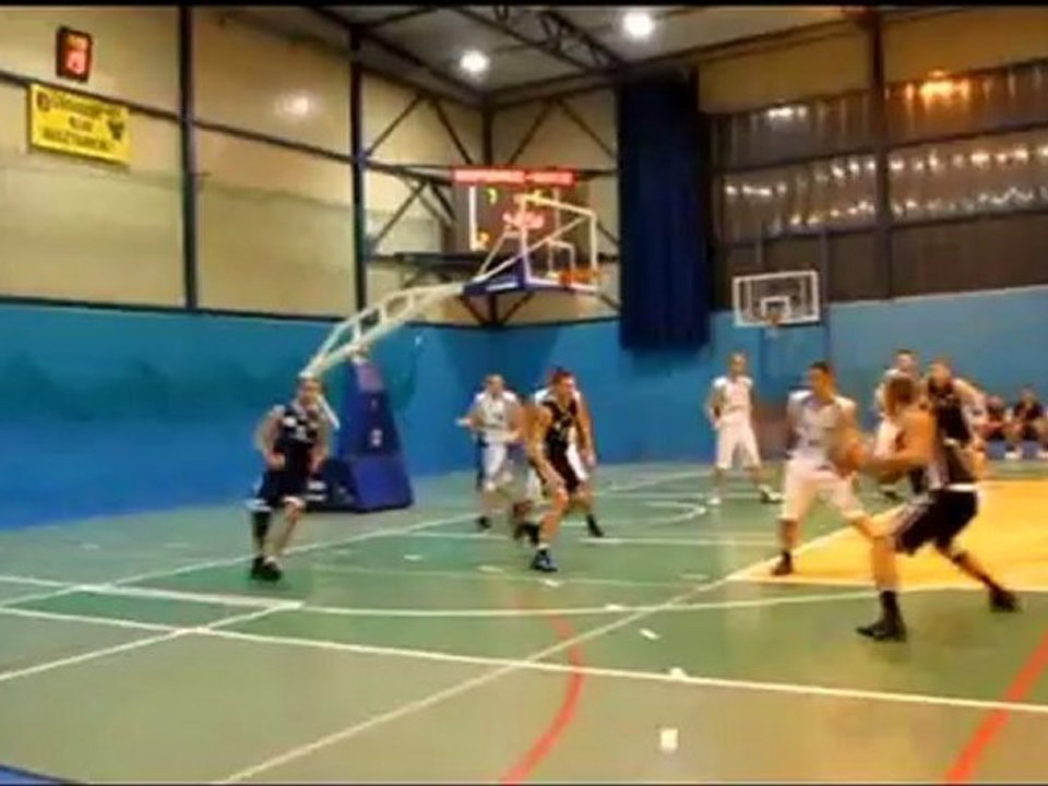 Mecze ostrowskich drużyn: KS Ostrovia – MKS Przasnysz, LKS Ostrowianka – UKS Łapa Łapy, OKK Sokół – GKK Grodzisk Mazowiecki 2012