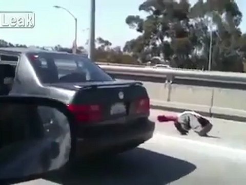 Kaza Sonrası Boks Maçını Andıran Kavga