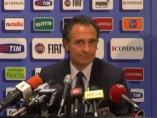 Amical - Prandelli retire du positif