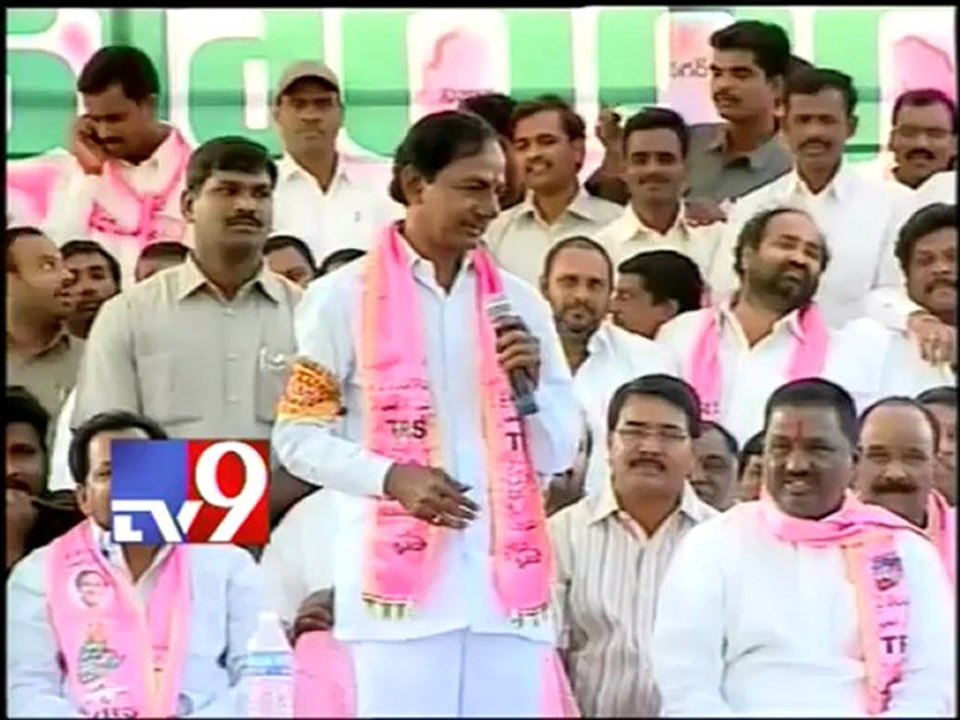 Cong cheats T-people - KCR