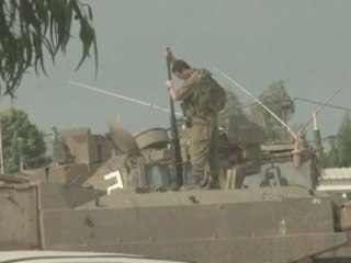 Israeli tanks deploy along Gaza border