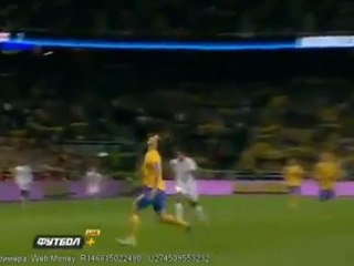 But ciseau retourné de 30 metres de Zlatan ibrahimovic suede angleterre 4 / 2