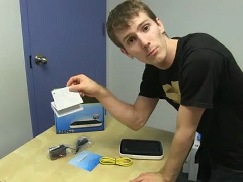 WD MyNet N750 Wireless Router with FasTrack QoS Unboxing & First Look Linus Tech Tips