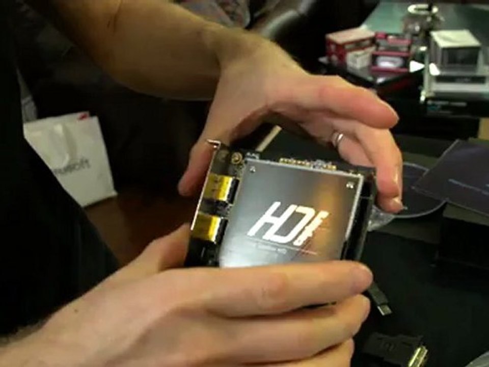 Avermedia Live Gamer HD PCIe H.264 Capture Card Unboxing & First Look Linus Tech Tips