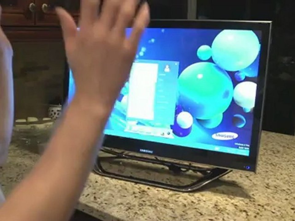 Samsung Windows 8 Touch Screen All in One 27" DP700 7 Series Unboxing Linus Tech Tips