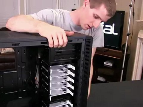 Fractal Design Define R4 Case Unboxing - Silent & Elegant - Linus Tech Tips