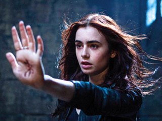The Mortal Instruments : City of Bones - Trailer #1 [VO|HD]