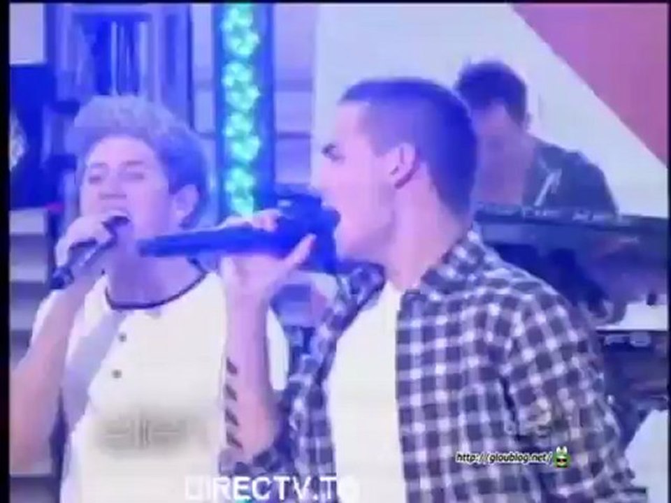 One Direction Second Performance Nov 15 2012