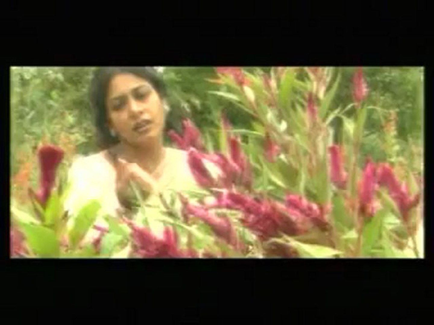 ⁣Nazrul Geeti - Bell Phool Ene Dao - Ferdous Ara